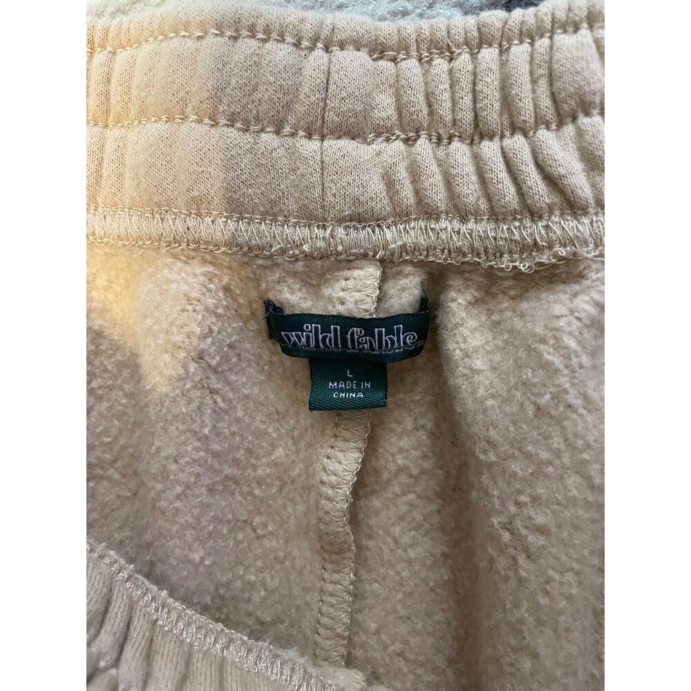 Wild Fable Beige Wide Leg Sweatpants Pockets Size Large - Picture 3 of 5